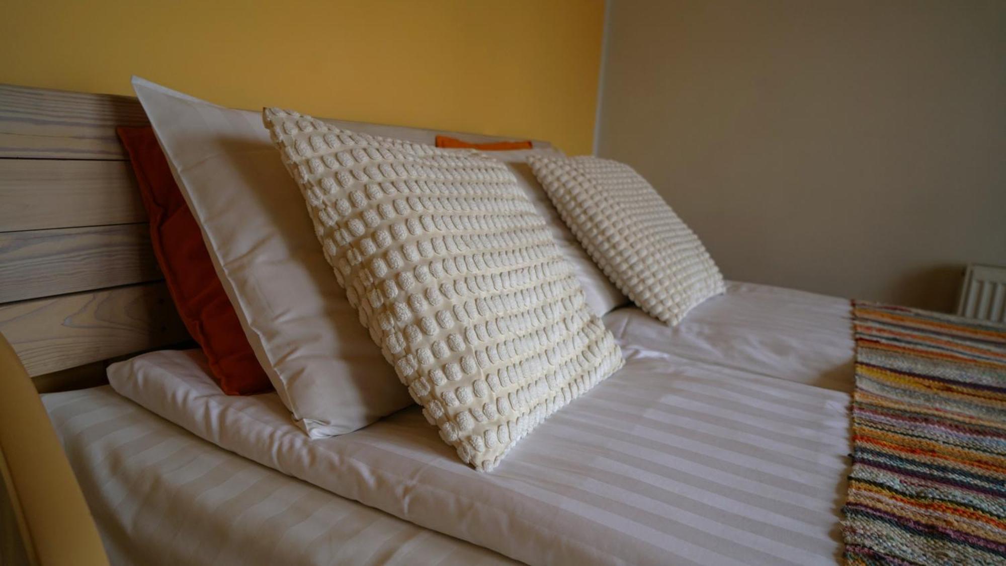 Maza Kapa Hotel Koknese Kültér fotó